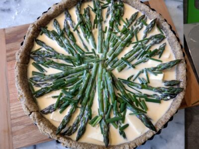 Asparagus and feta quiche